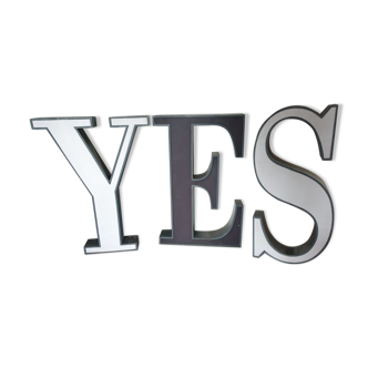 Great letters of sign