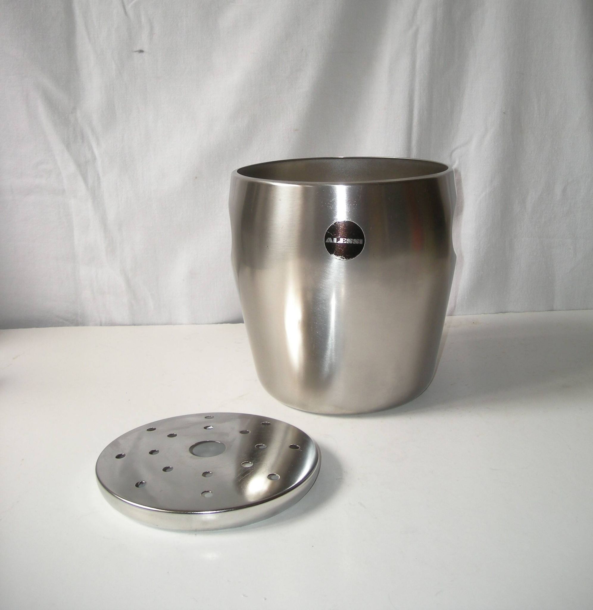 champagne bucket - Carlo Mazzeri and Luigi Massoni - Alessi from the 50s
