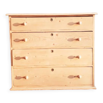 Antique chest of drawers