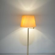 Lampe de sol en laiton vintage avec bras pivotant, années 1970