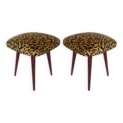 Paire de tabourets en velours léopard milieu du siècle, Europe, années 1960