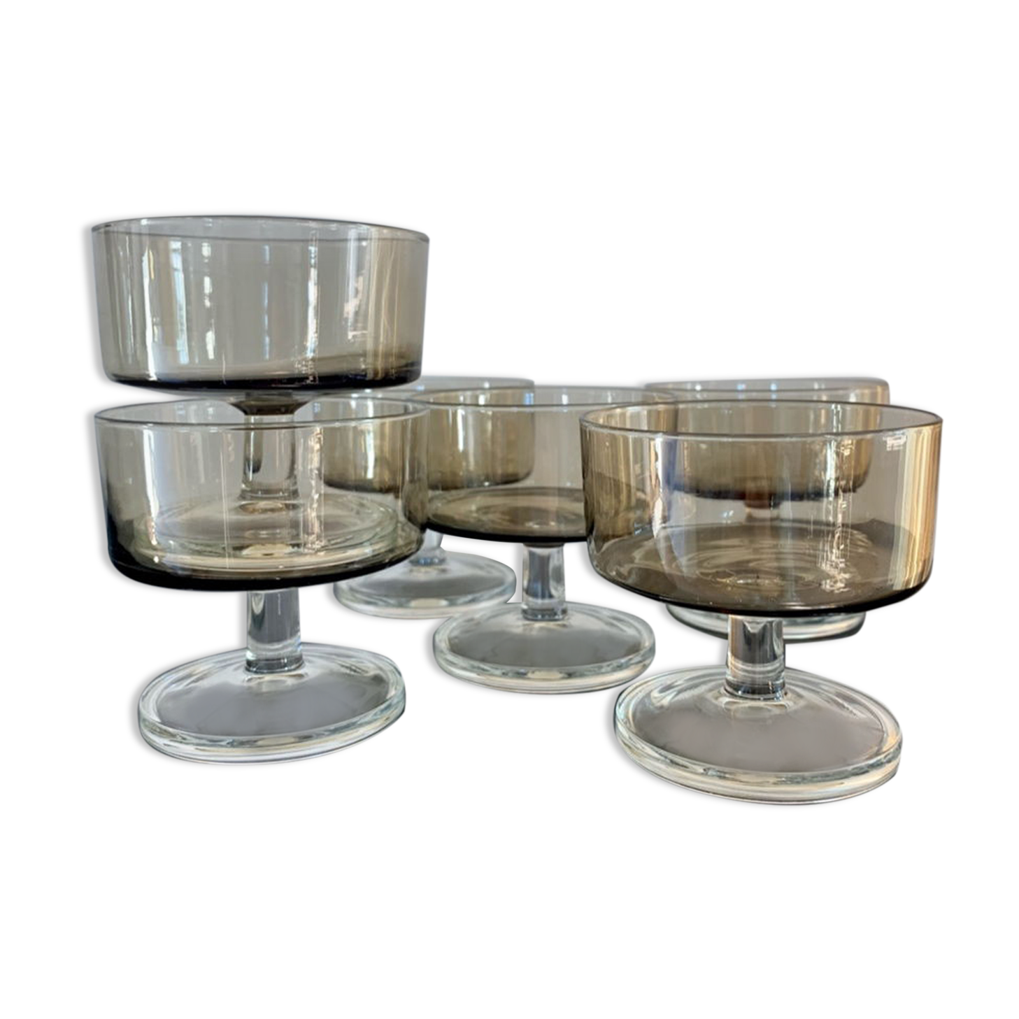 Lot 6 verres à pieds fumés Luminarc