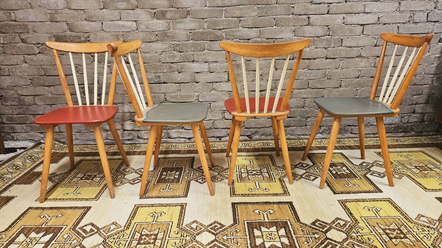 Set of 4 chairs with bars 1960