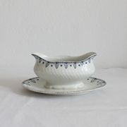 Gien "Memphis" iron clay sauce boat