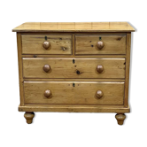 English chest of drawers from the end of the 19th century in fir