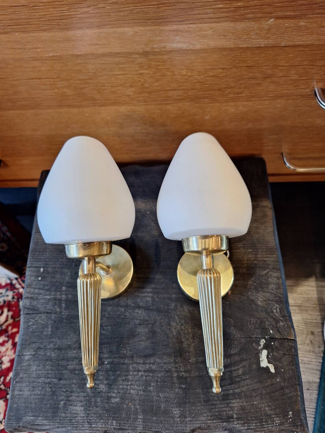 Paire applique laiton verre blanc