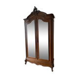Armoire style rocaille en noyer