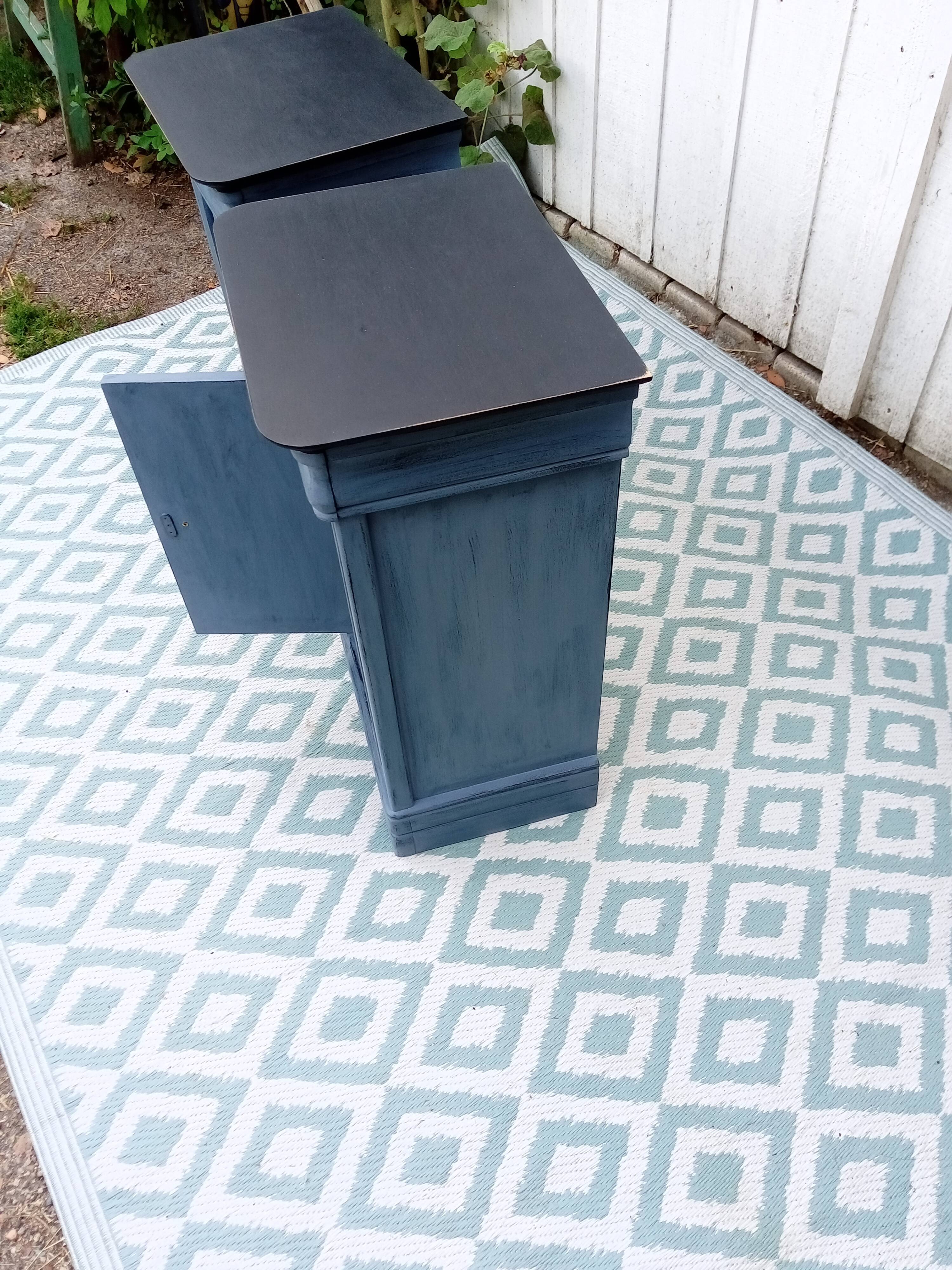 Pair of bedside tables