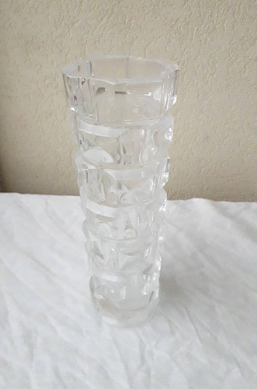 Glass vase