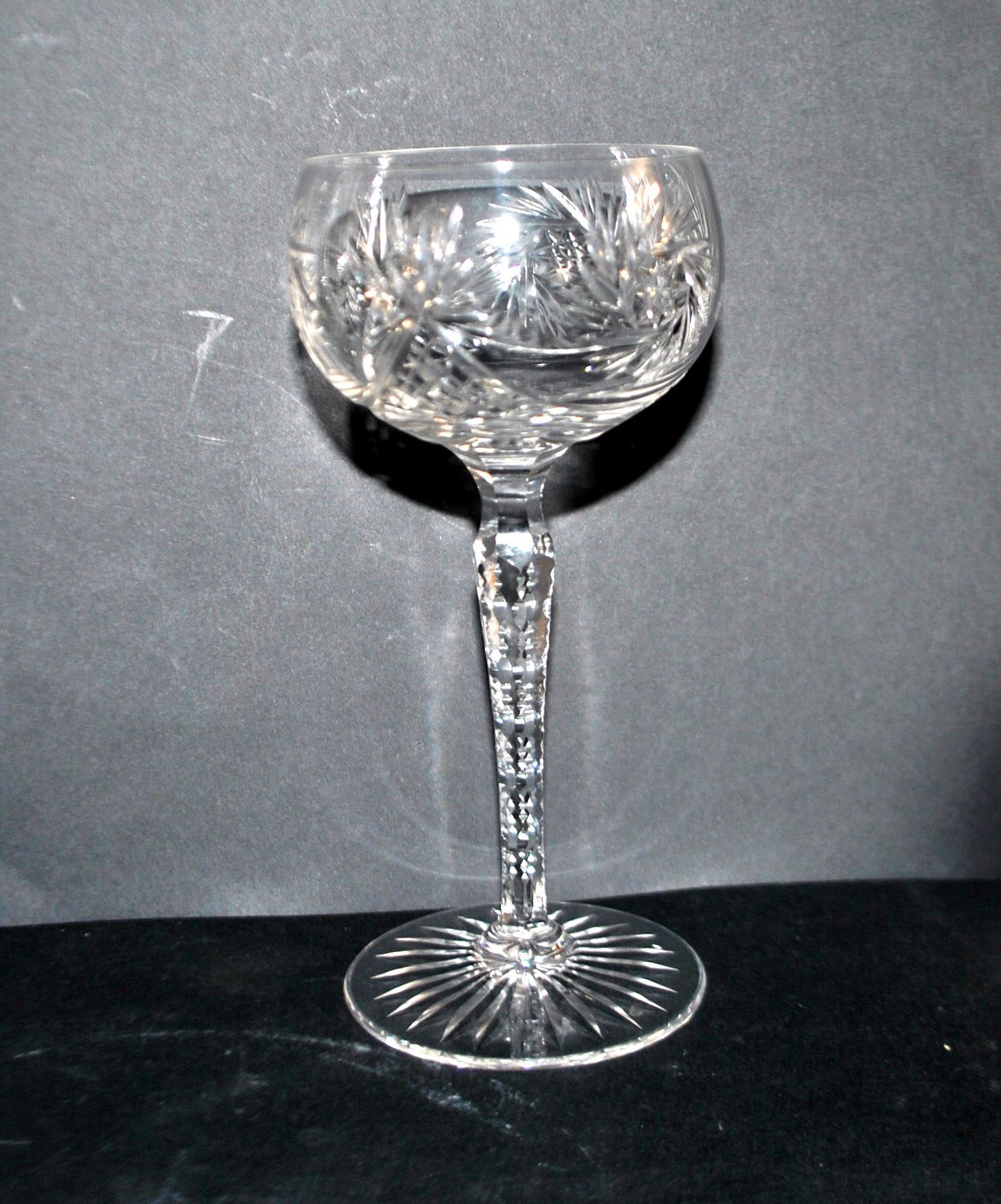 SAINT-LOUIS Balloon Wine Glass ROEMER in cut crystal star 1930 H15.3cm