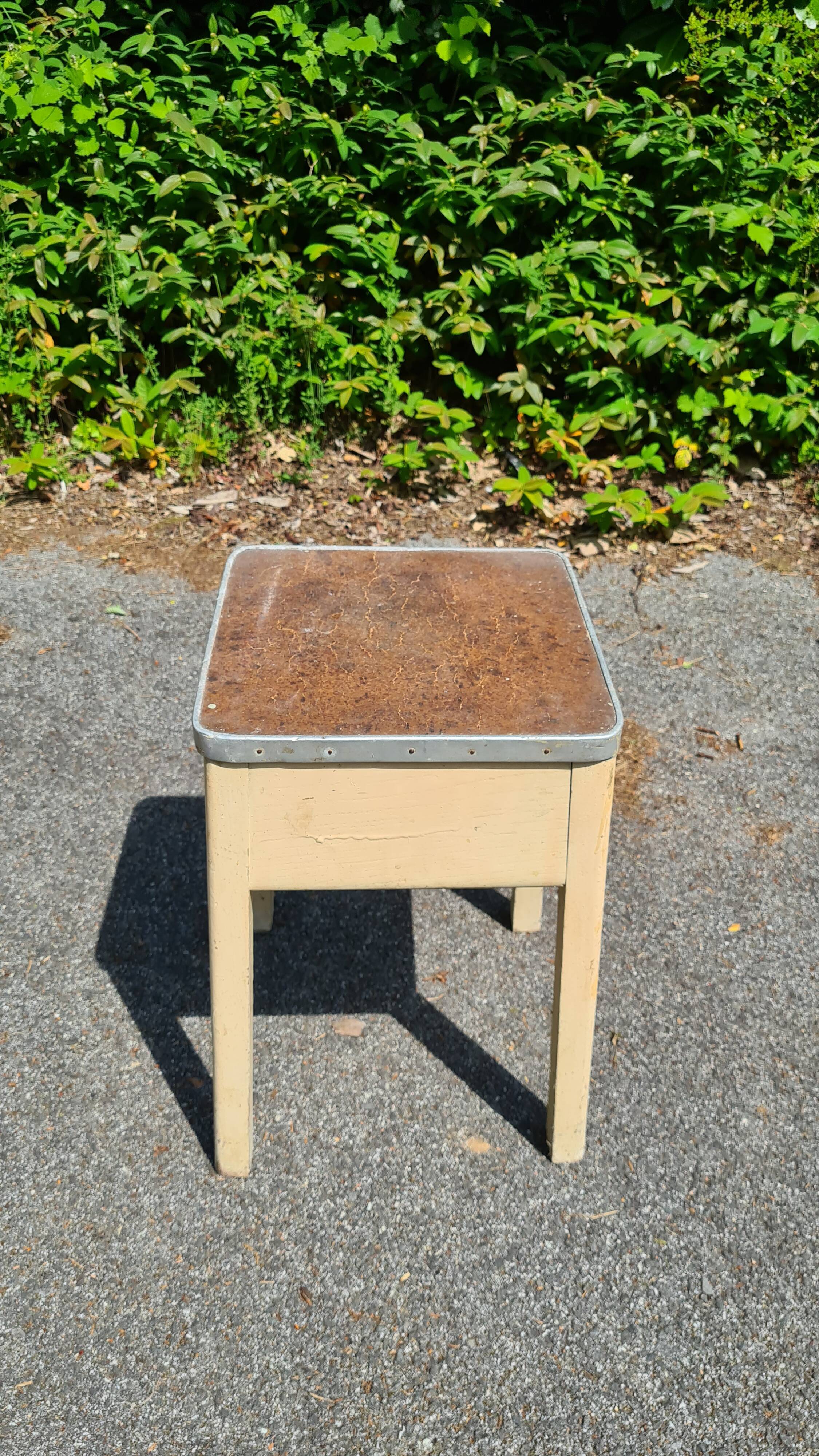 Old stool shoeshine chest / formica / 1950s