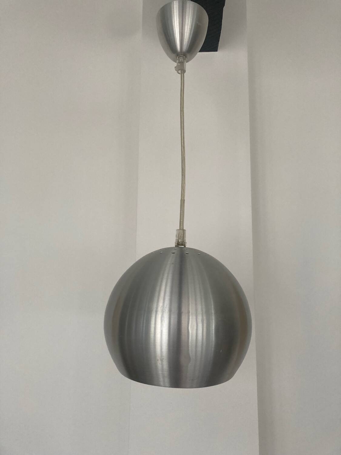 Brushed aluminum ball suspension