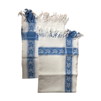 Set of two white honeycomb towels with blue stripes