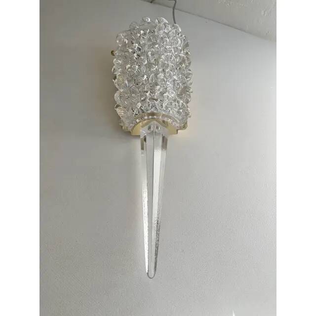 Pair of clear Murano glass wall sconces in the Barovier Art Deco style. Rostrato