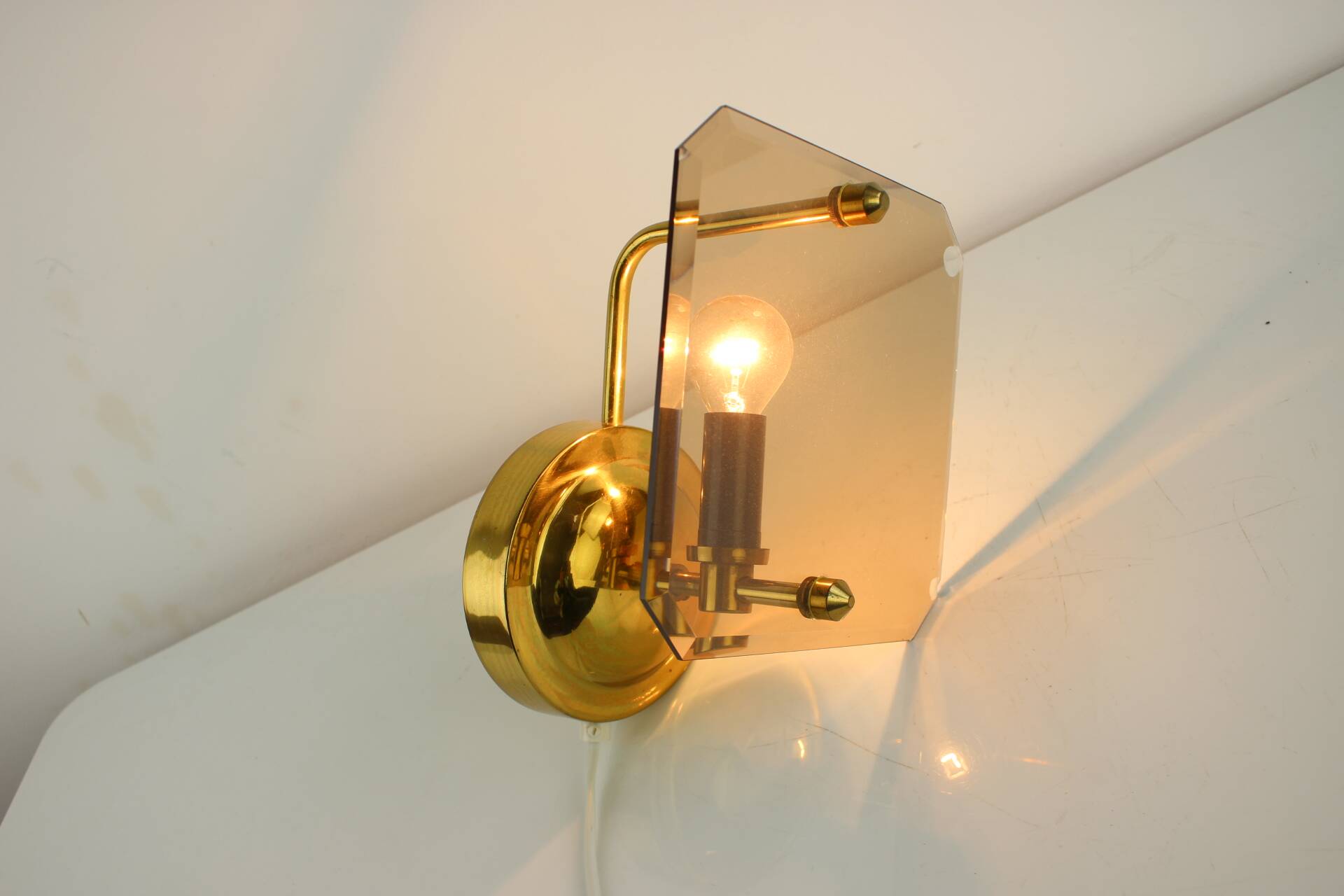 Lampe murale du milieu du siècle par Kamenicky Senov, années 1960