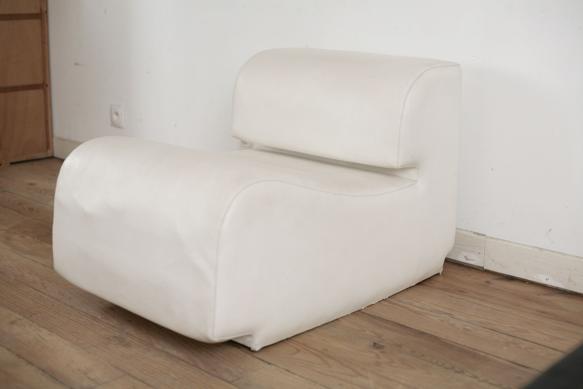 Cini Boeri chair Bobo model Arflex edition International Furniture Broadcast, Italy 1968