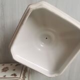 Porcelain bonbonnièree de Limoges