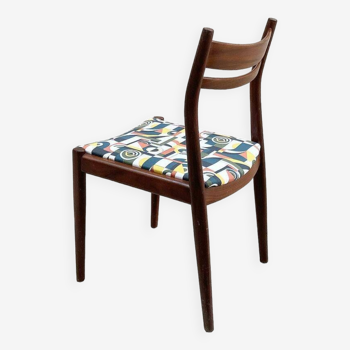 Italian chair in rosewood Bauhaus fabric
