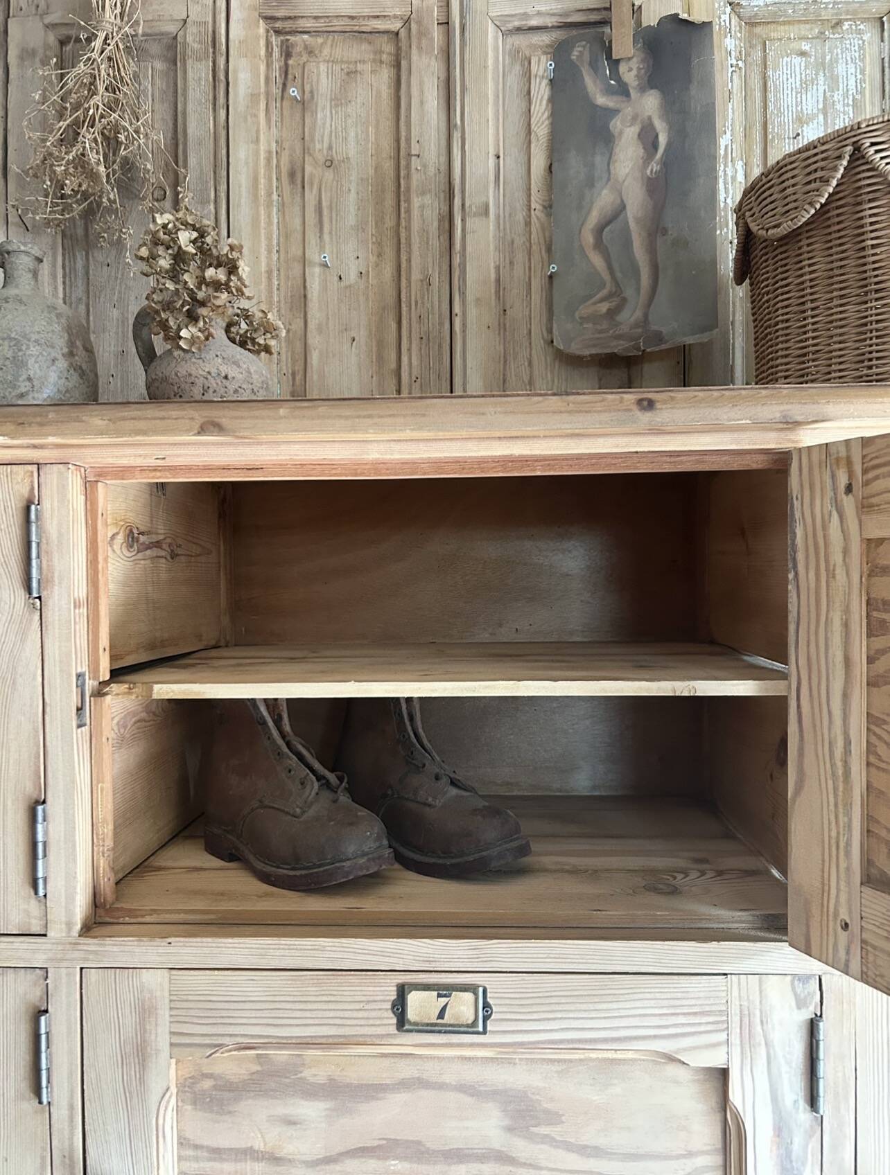 Fabulous workshop furniture with 16 lockers and doors.