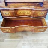 Commode scriban de style louis XVI en marqueterie incrustée