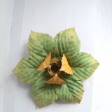 Metal flower wall light
