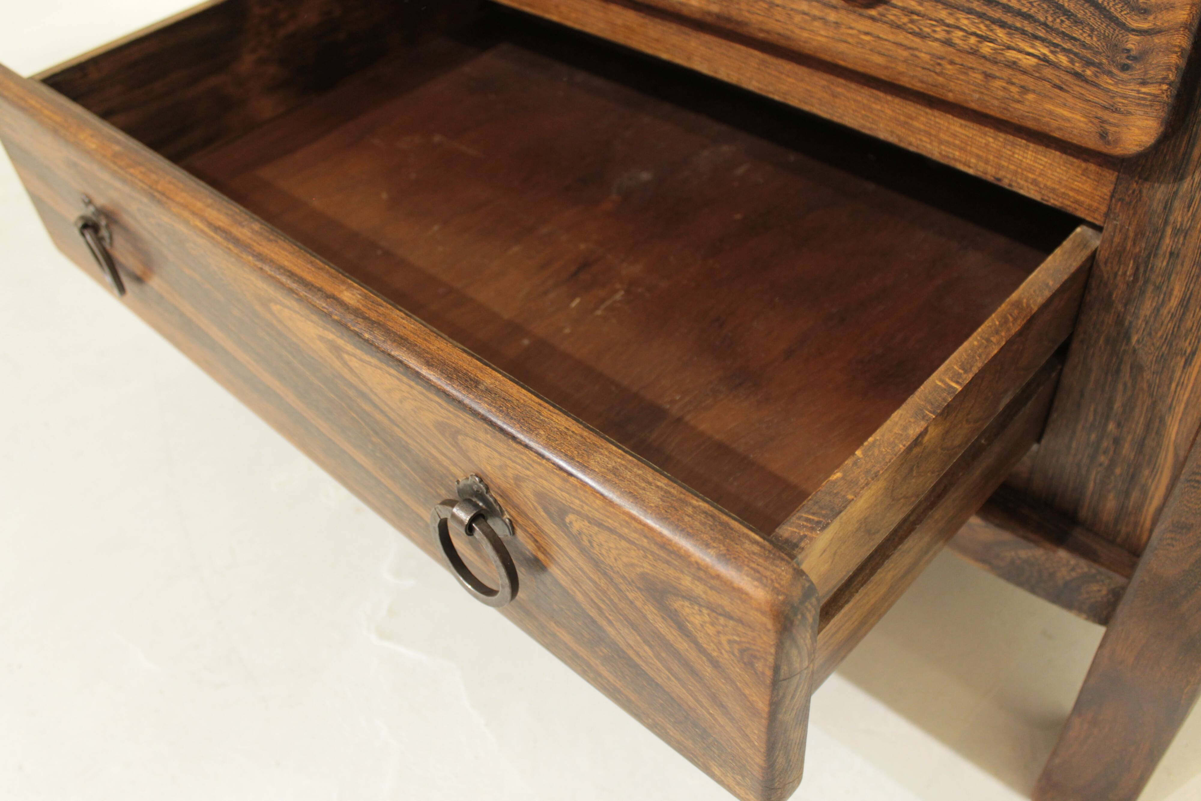 Commode brutaliste en orme Aranjou - Année 60