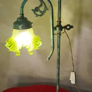 brass lamp with pretty antique patina and opaque green tulip, 58x25
