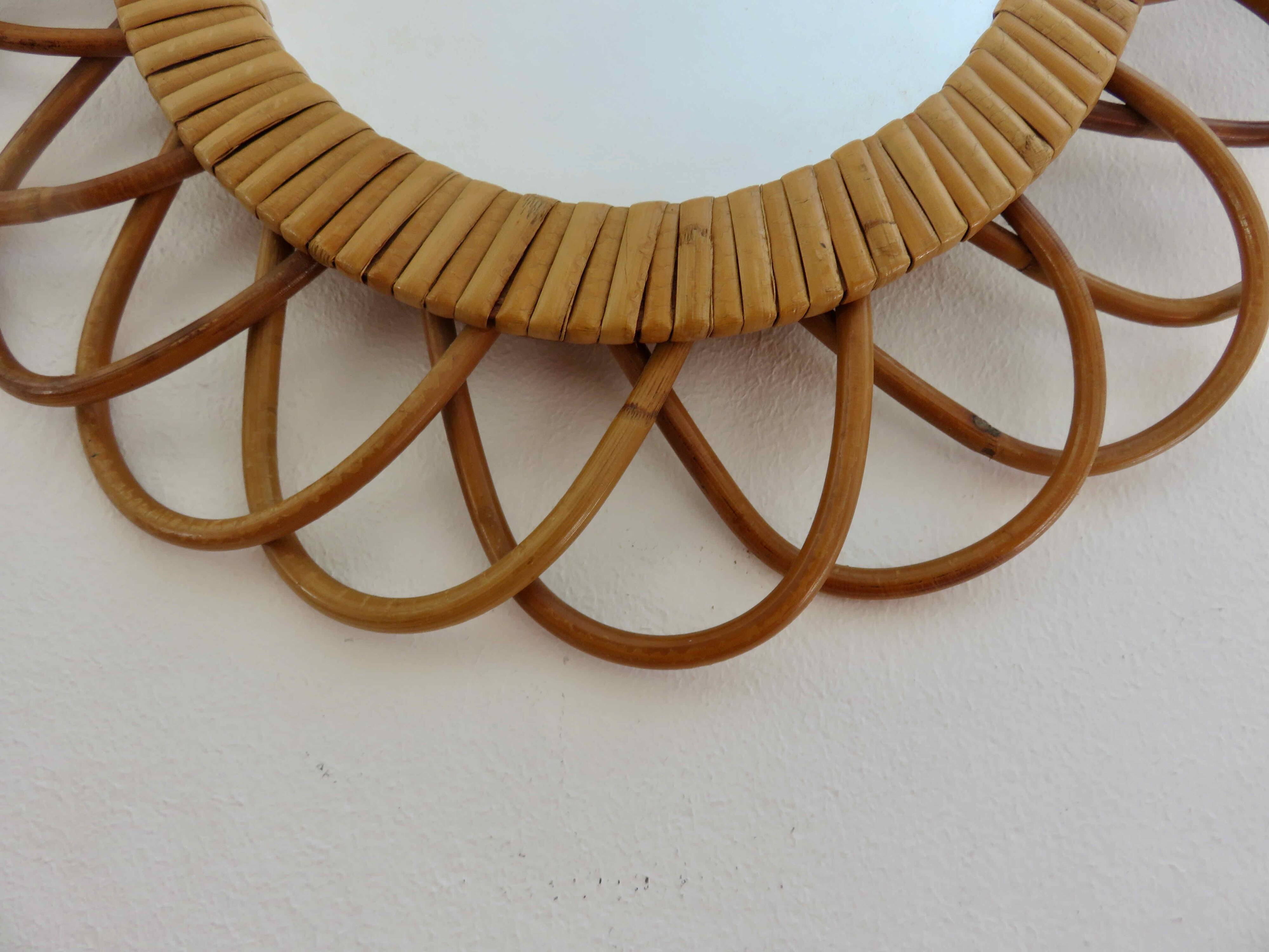 Rattan “flower” mirror from the 70s