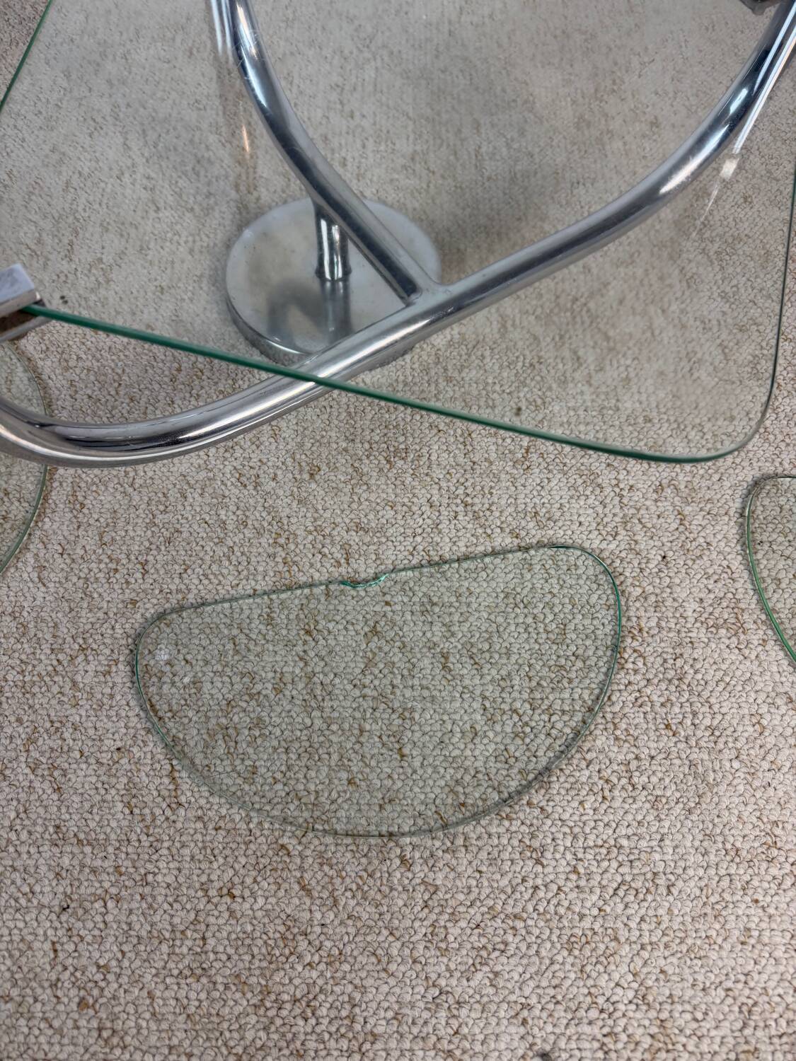 Art Deco shelf in glass and chrome metal