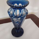 Vase en cristal ciselé bleu