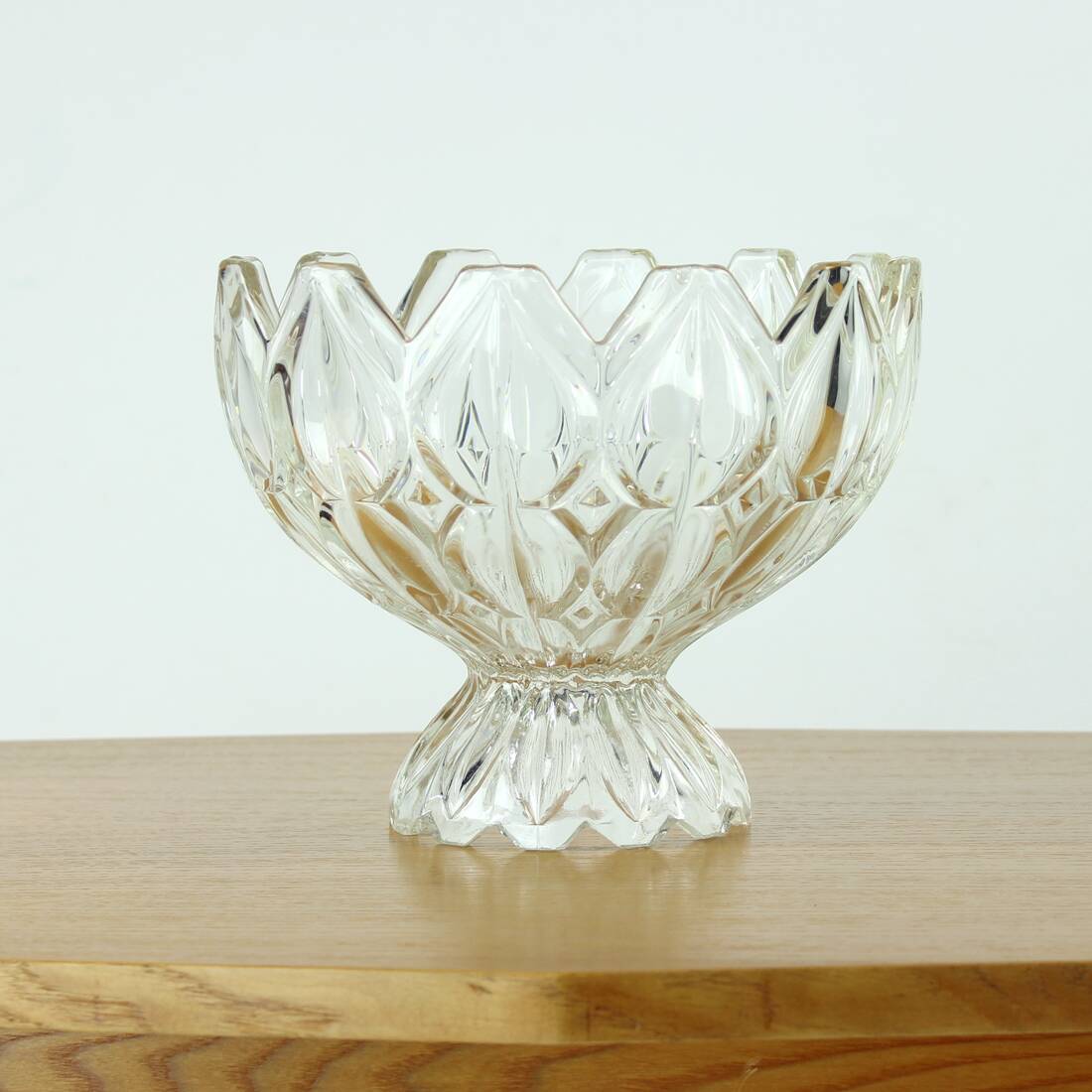 Bol en verre pressé unique, collection Tulip Hermanowa Hut, 1957