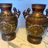 Paire de vases en bronze