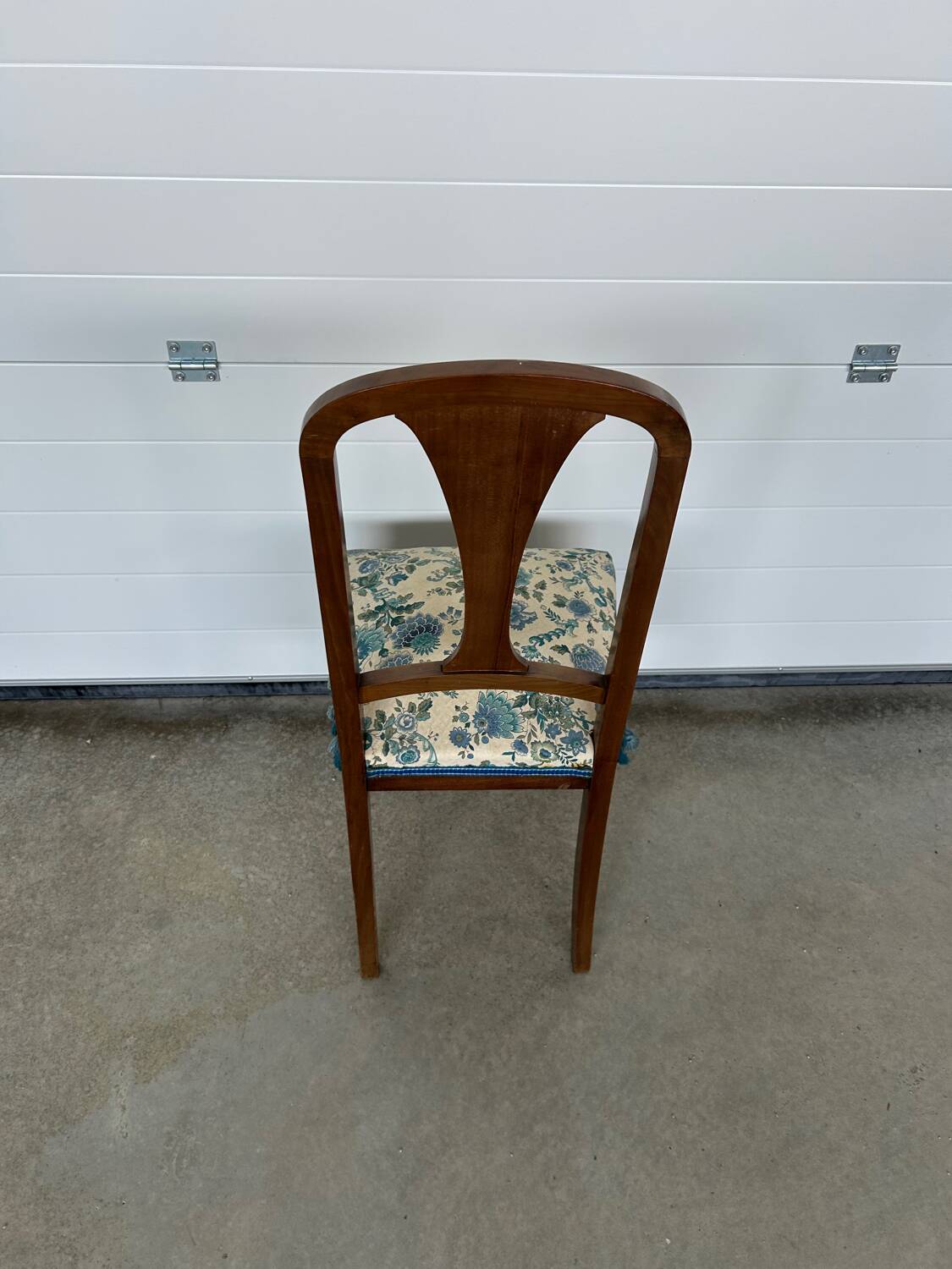 So-called bedroom chair