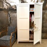 Parisian whipped cream wardrobe