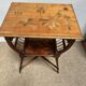 Table d’appoint / Lecture Style Esthétique Victorien, marqueterie 1880