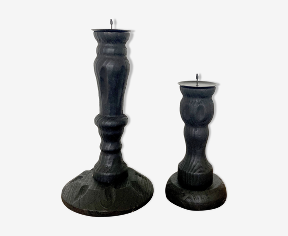 Bougeoirs en bois noir