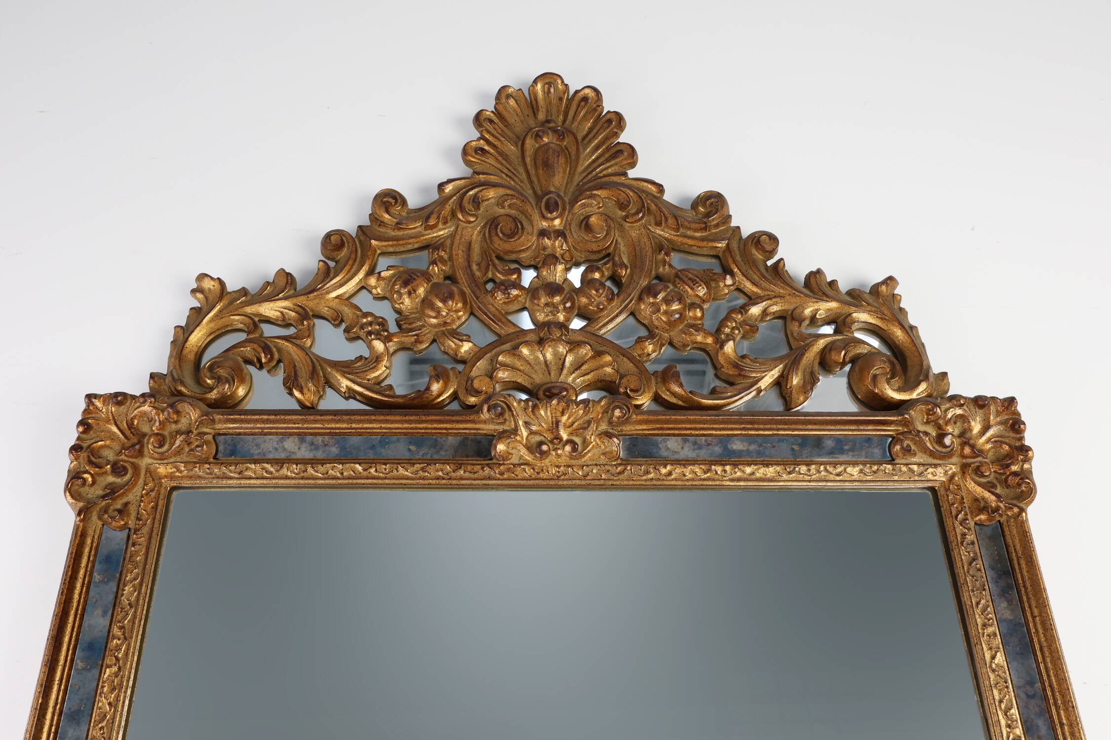20th Century Baroque Revival Mirror Deknudt in Gilded Resin, Belgium