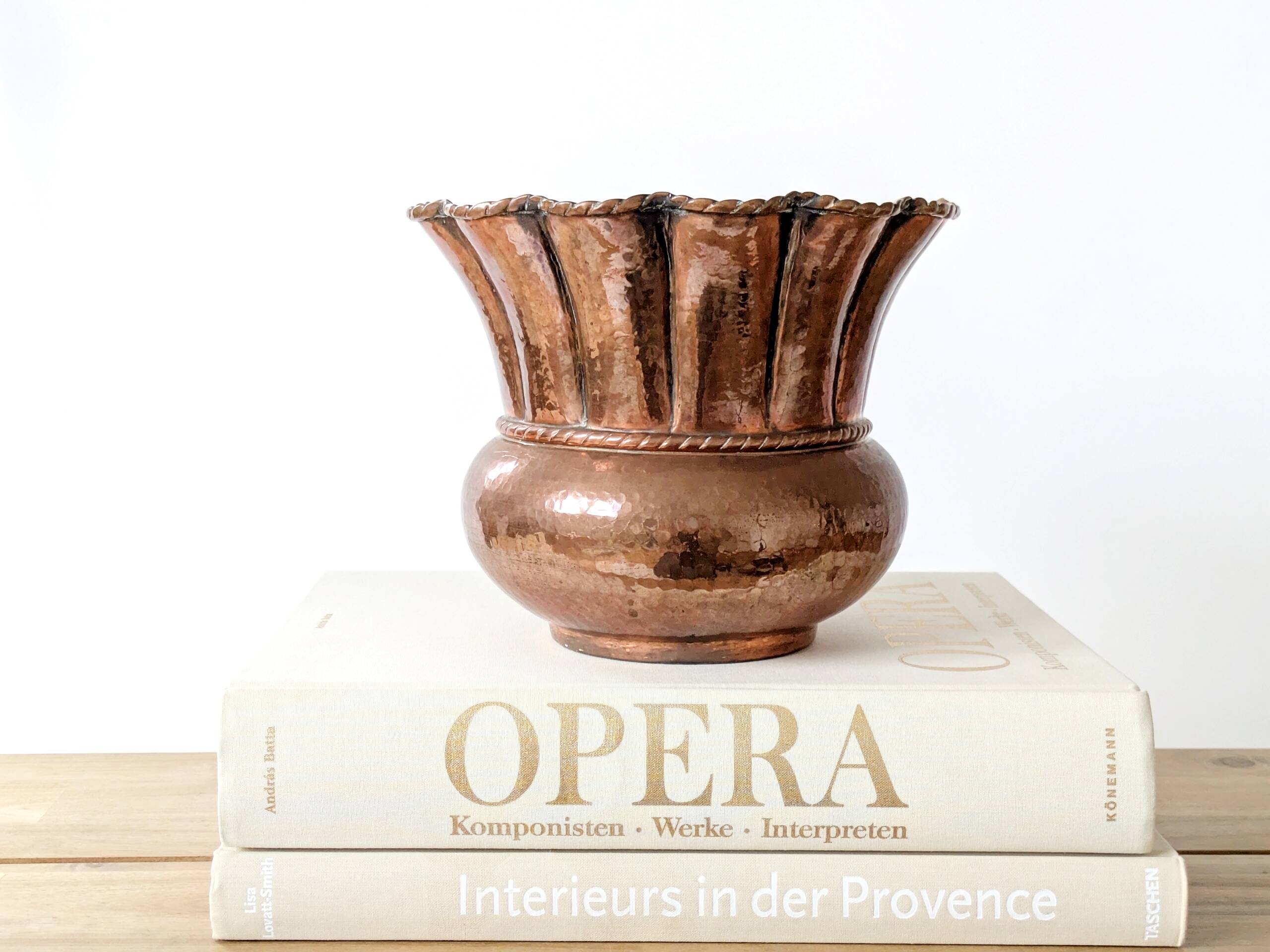 Vintage Italian hammered copper plant pot