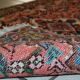 Tapis vintage fait main Lilihan en laine rose (59cm x 93cm) – Années 1970