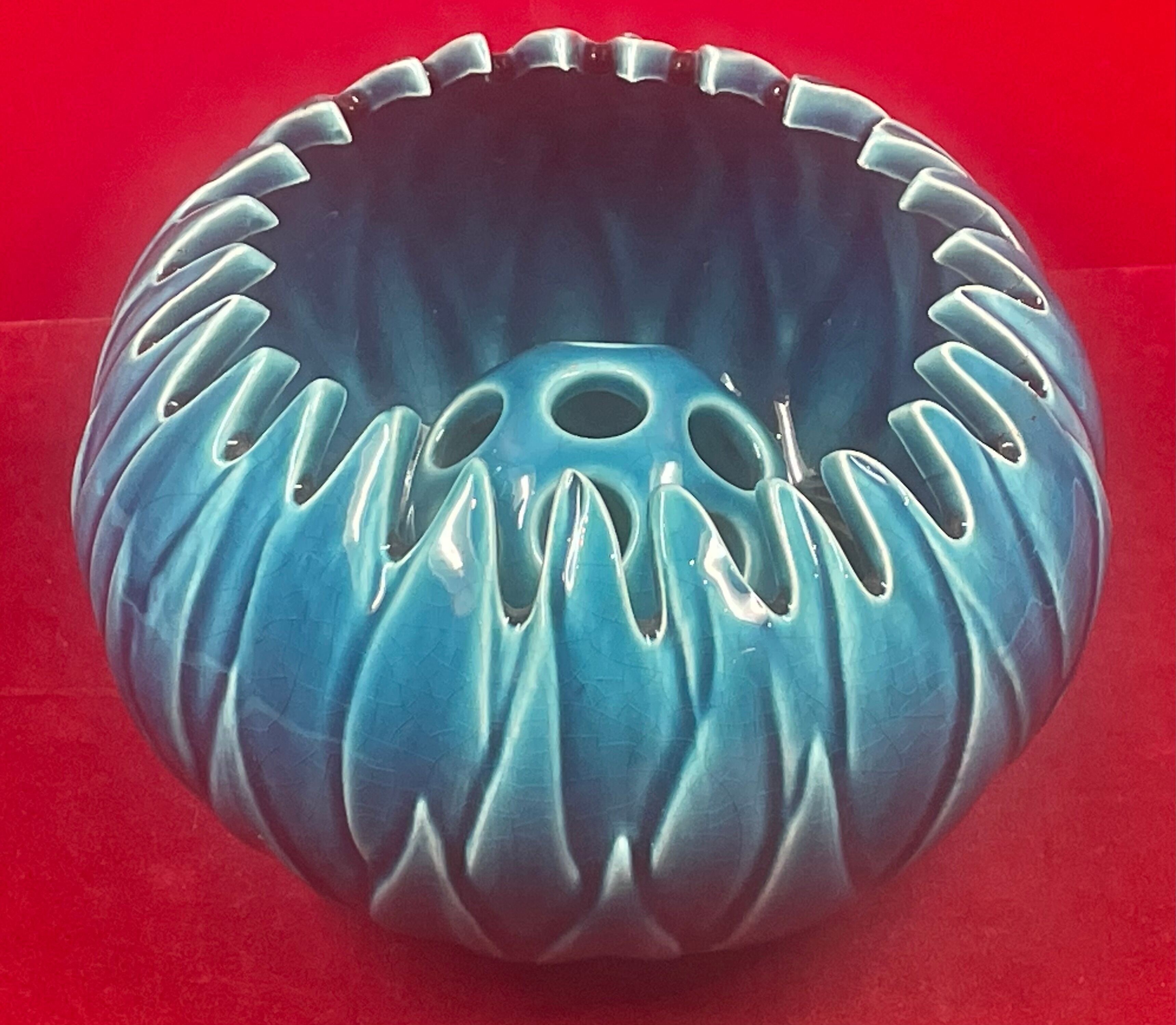 Pique ceramic flower vase probable charolles