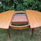 Round table expandable dining table