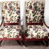 Pair of Renaissance style armchairs in solid walnut, 19th century