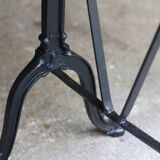 Petite table de bistrot ancienne (RAOUX, Paris).