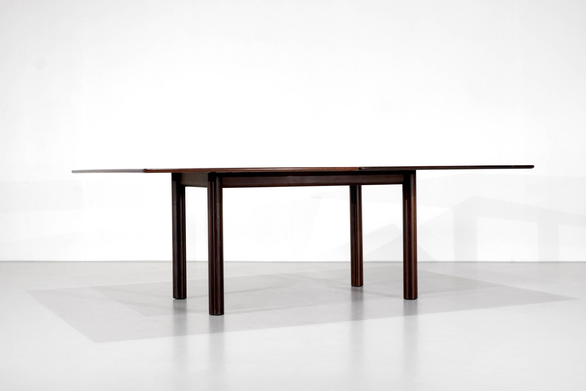 Dining table model "Nibay" by Afra and Tobia Scarpa for Gavina, Italy.