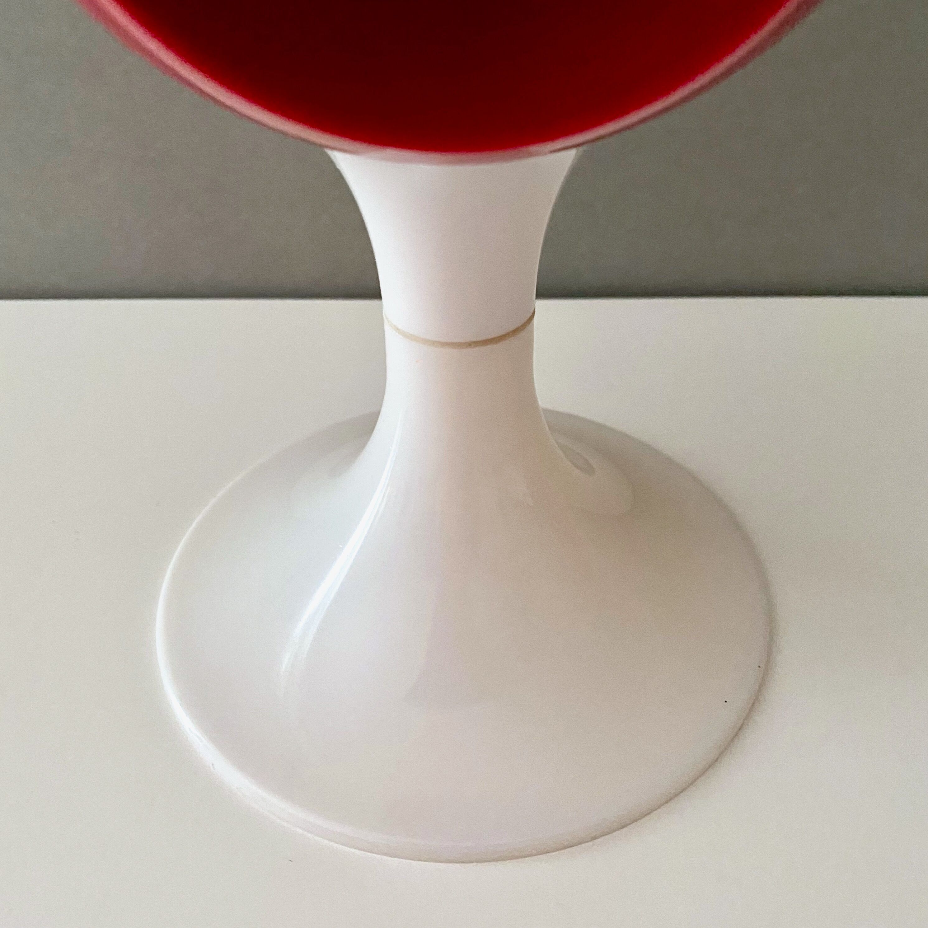Space age table clock, vintage alarm clock tulip foot, ball clock victoria clock, 70's