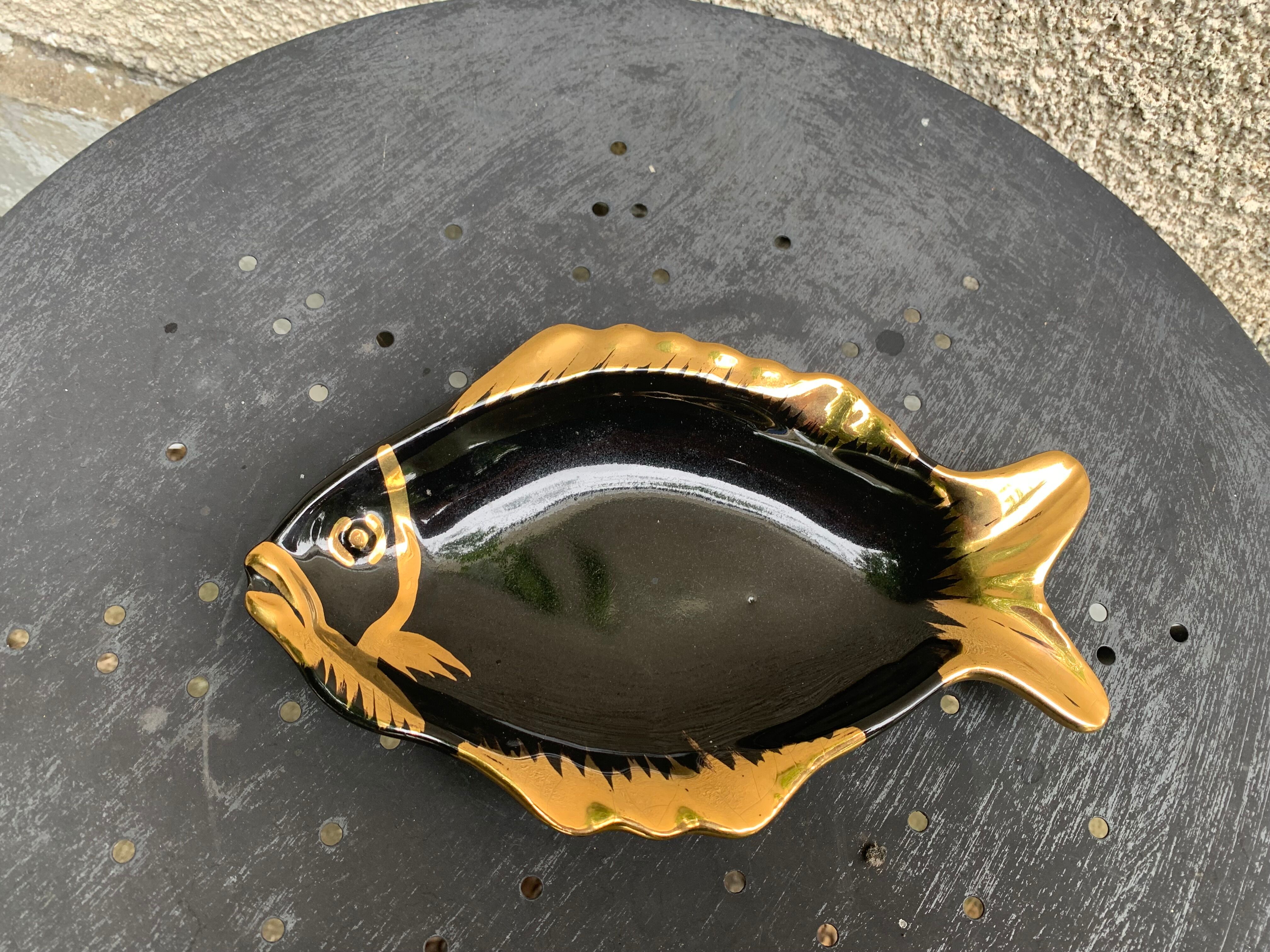 Empty pocket, small dish Fish, glazed ceramic, slip, VALLAURIS style, vintage
