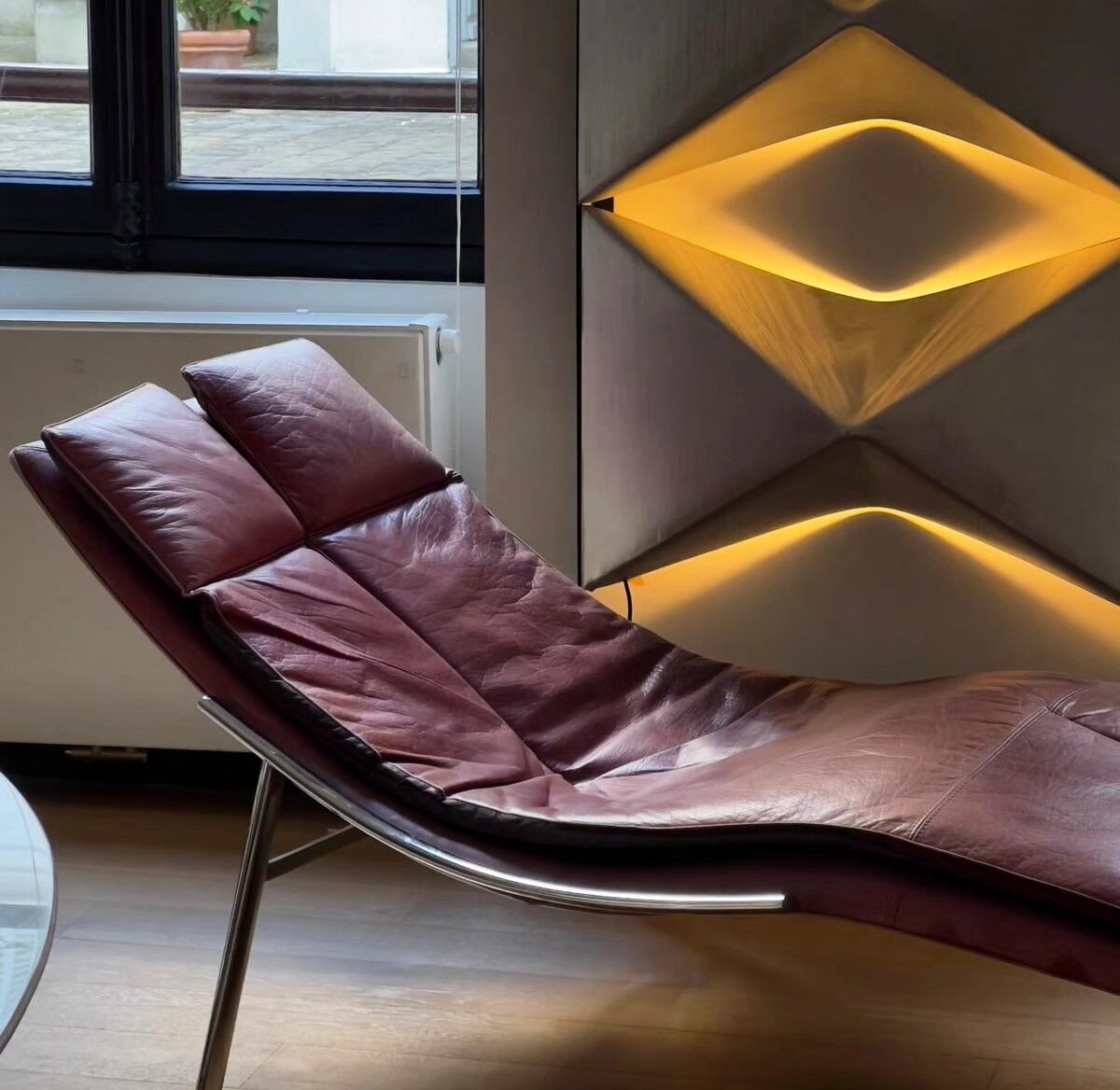 Leather armchair from the Giovanni Offredi years, Saporiti, 1970/80, Italy