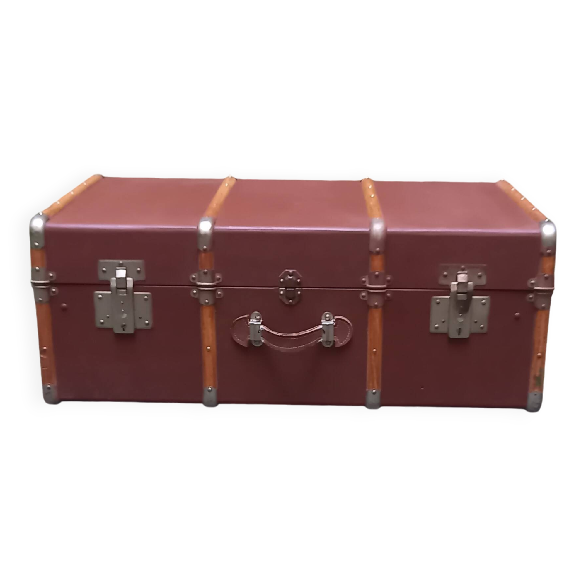 Old trunk, travel suitcase, with carrying handles and interior lockers, wooden reinforcements