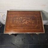 Napoleon III hairdresser in walnut and brass marquetry from the 19th century.