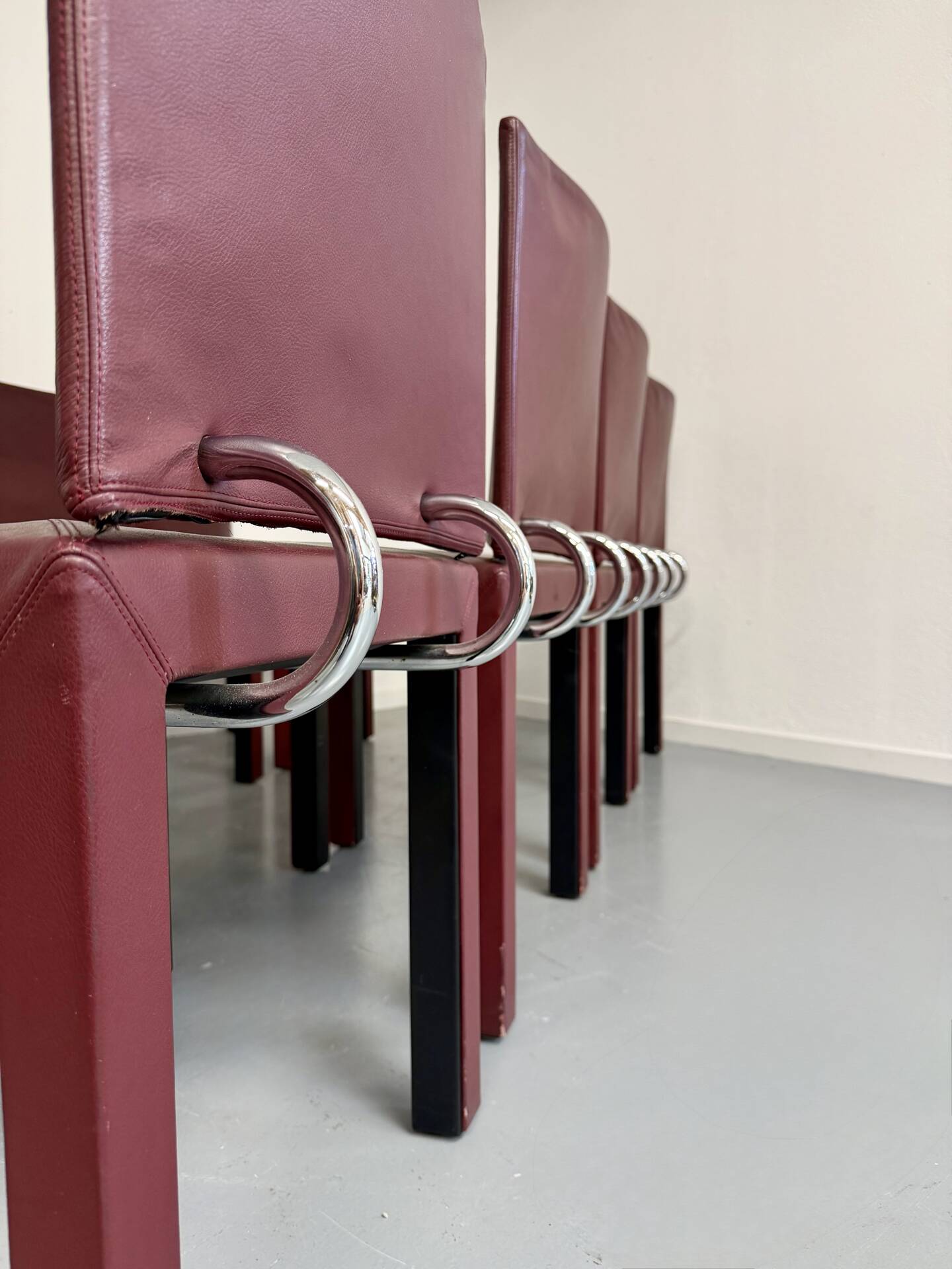 Set of 8 Arcadia chairs designed by Paolo Piva for B&B Italia from the 1980s.